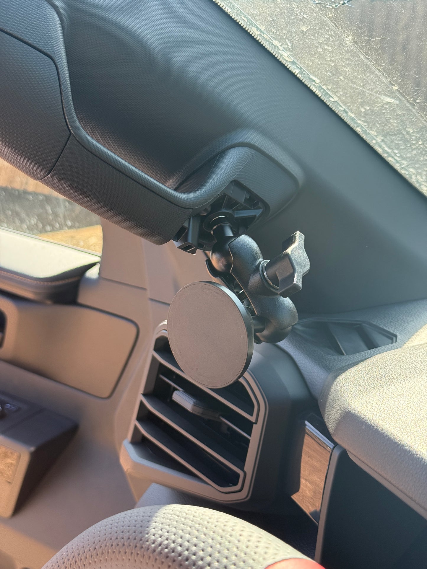 3rd gen Tundra A Pillar Mount