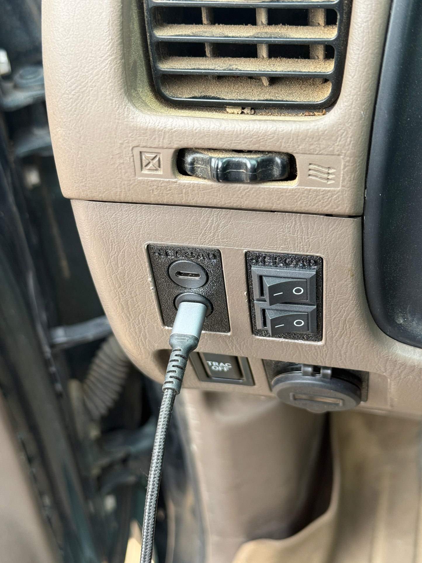 3rd gen 4runner Mini Power Panel