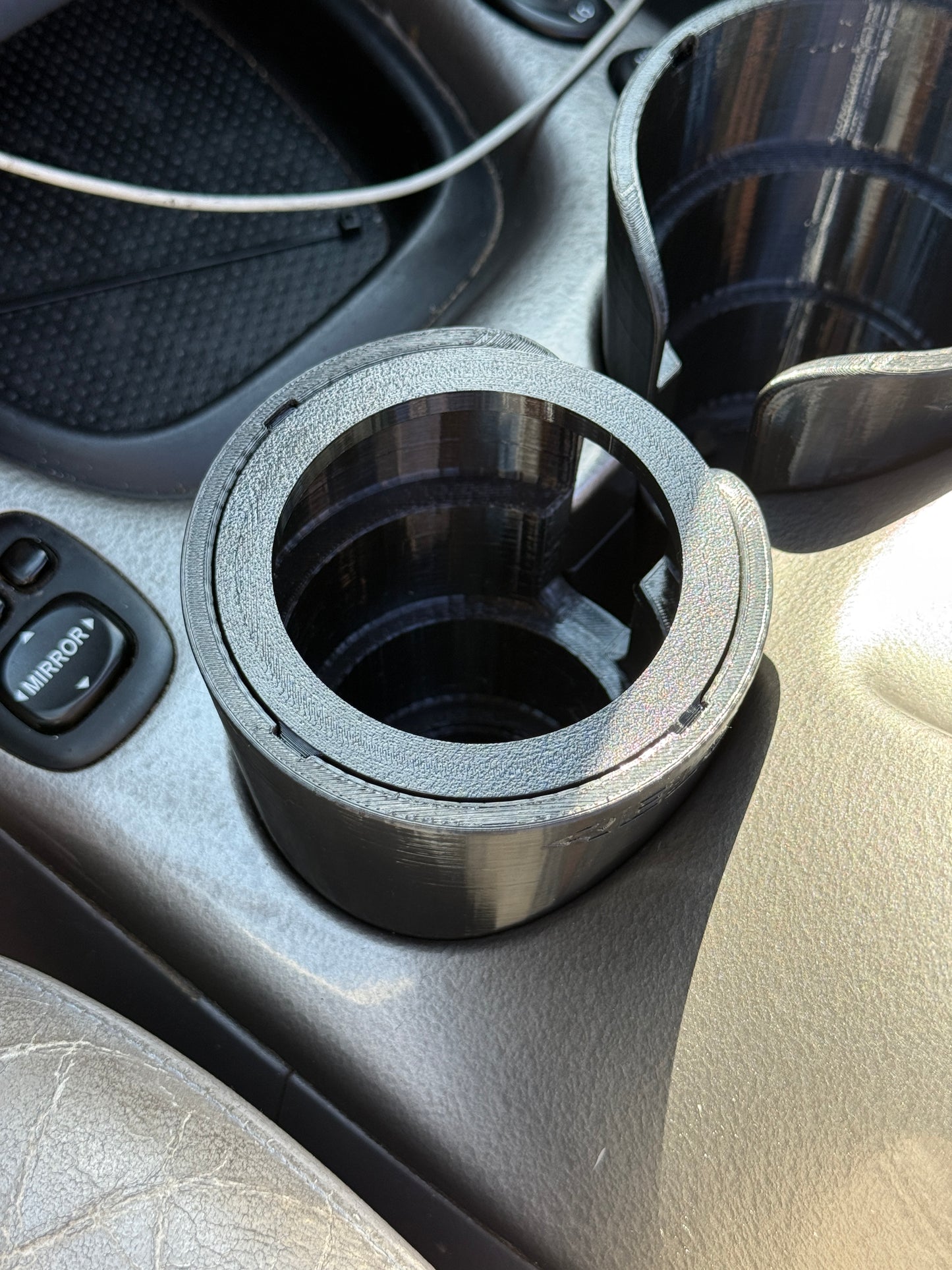 1st gen Sequoia Front Cup Holder