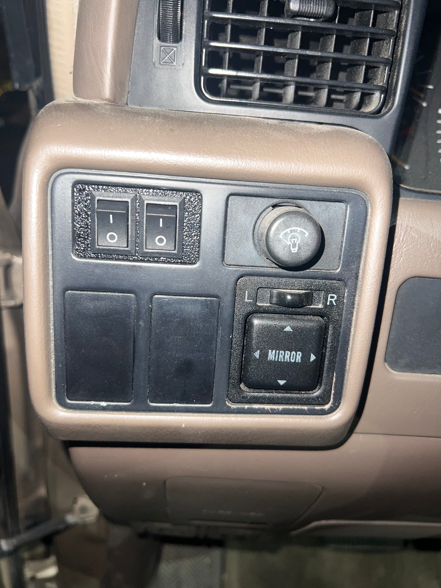 80 Series Mini Switch Panel