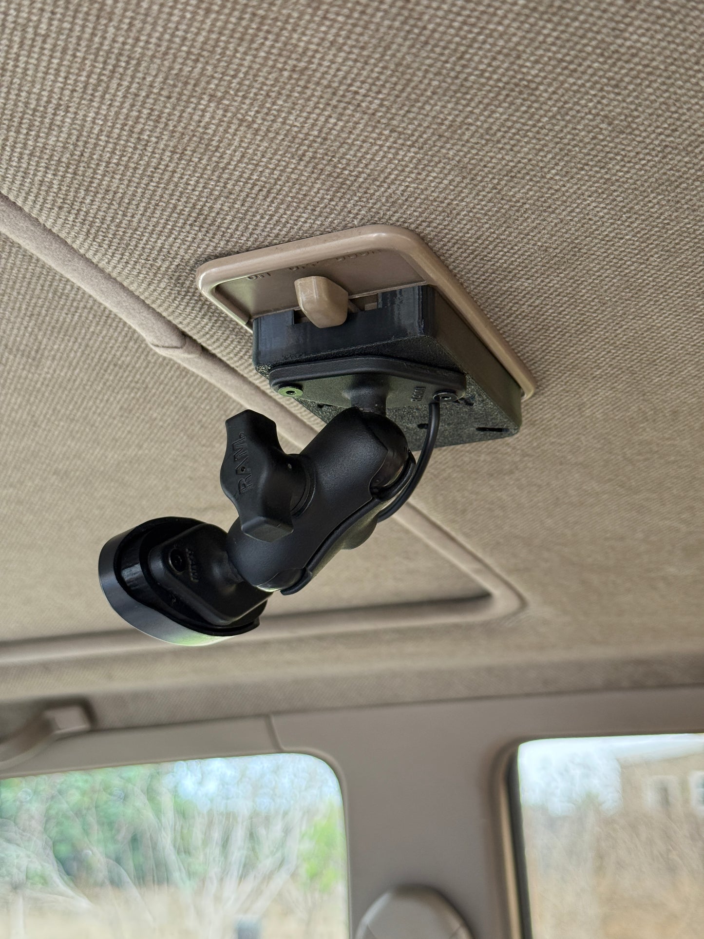 2nd gen 4runner Center Dome Light Upgrade