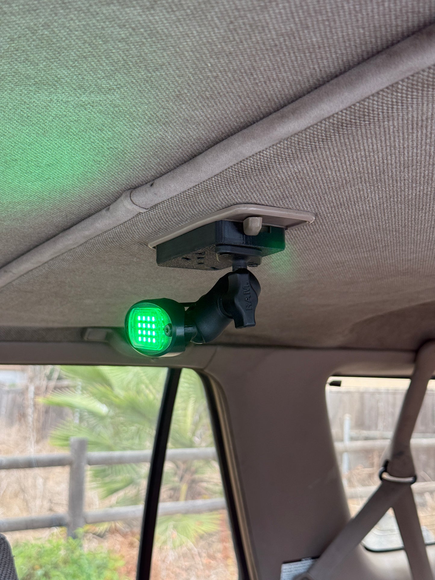 2nd gen 4runner Center Dome Light Upgrade