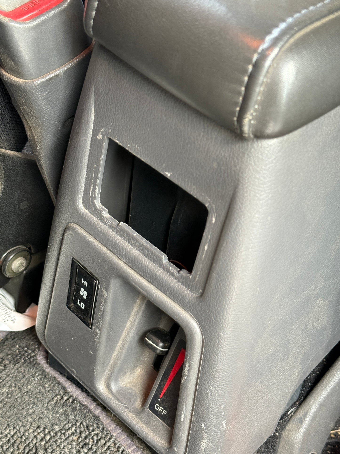 2nd gen 4runner Center Console Cup Holders