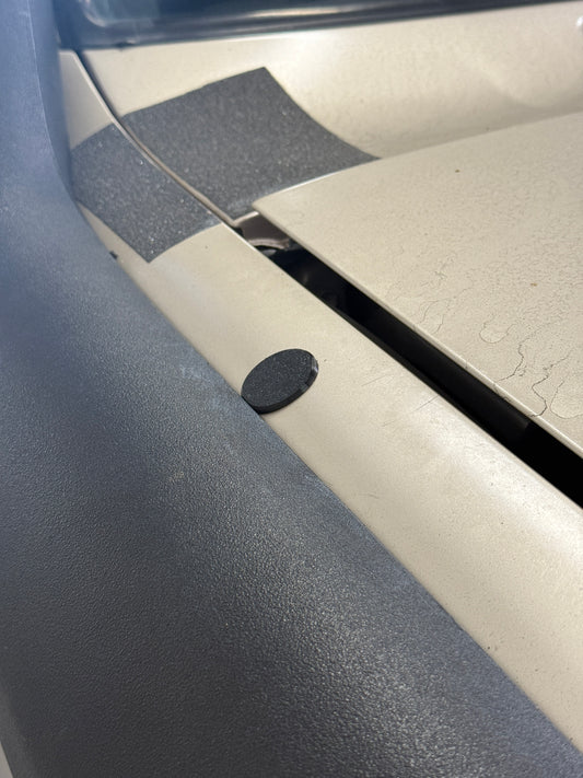 80 Series Antenna Delete Cover (2 Pack)