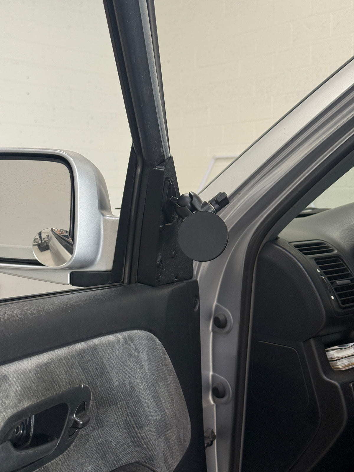 2nd Gen CRV Phone & Accessory Door Panel Mount