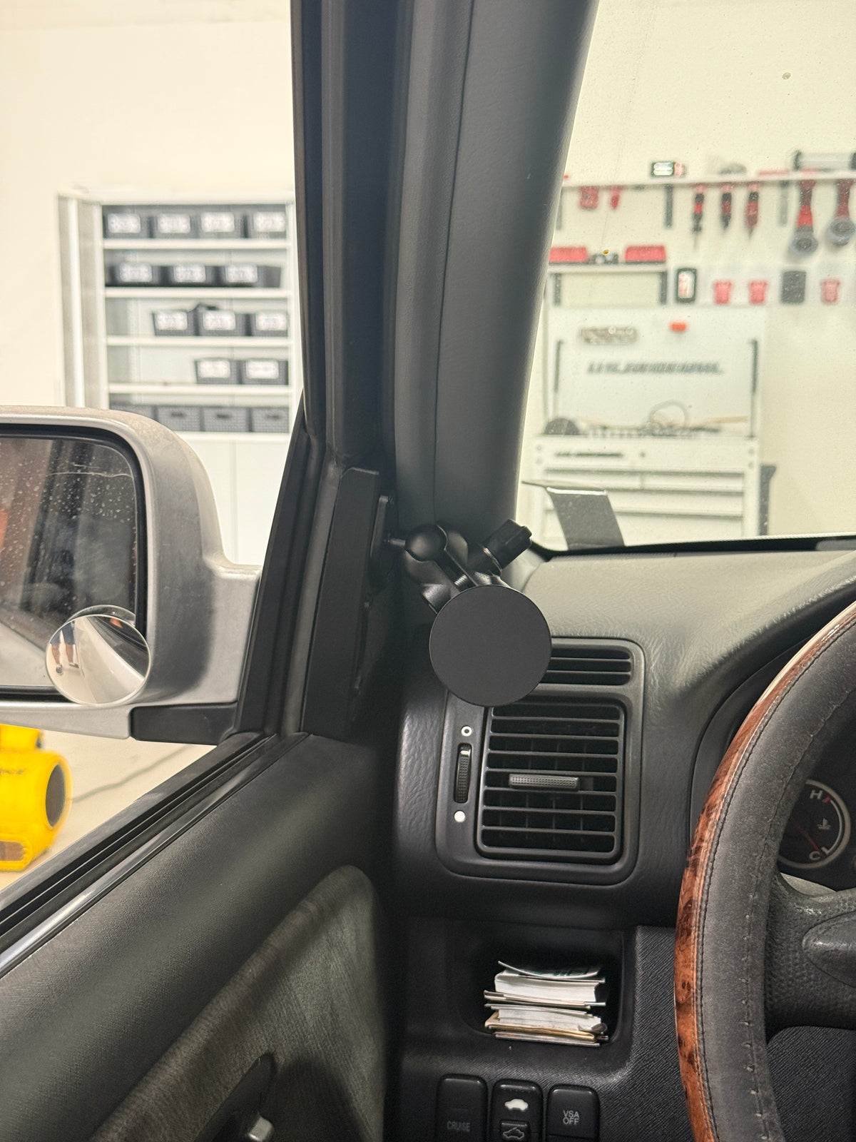 2nd Gen CRV Phone & Accessory Door Panel Mount