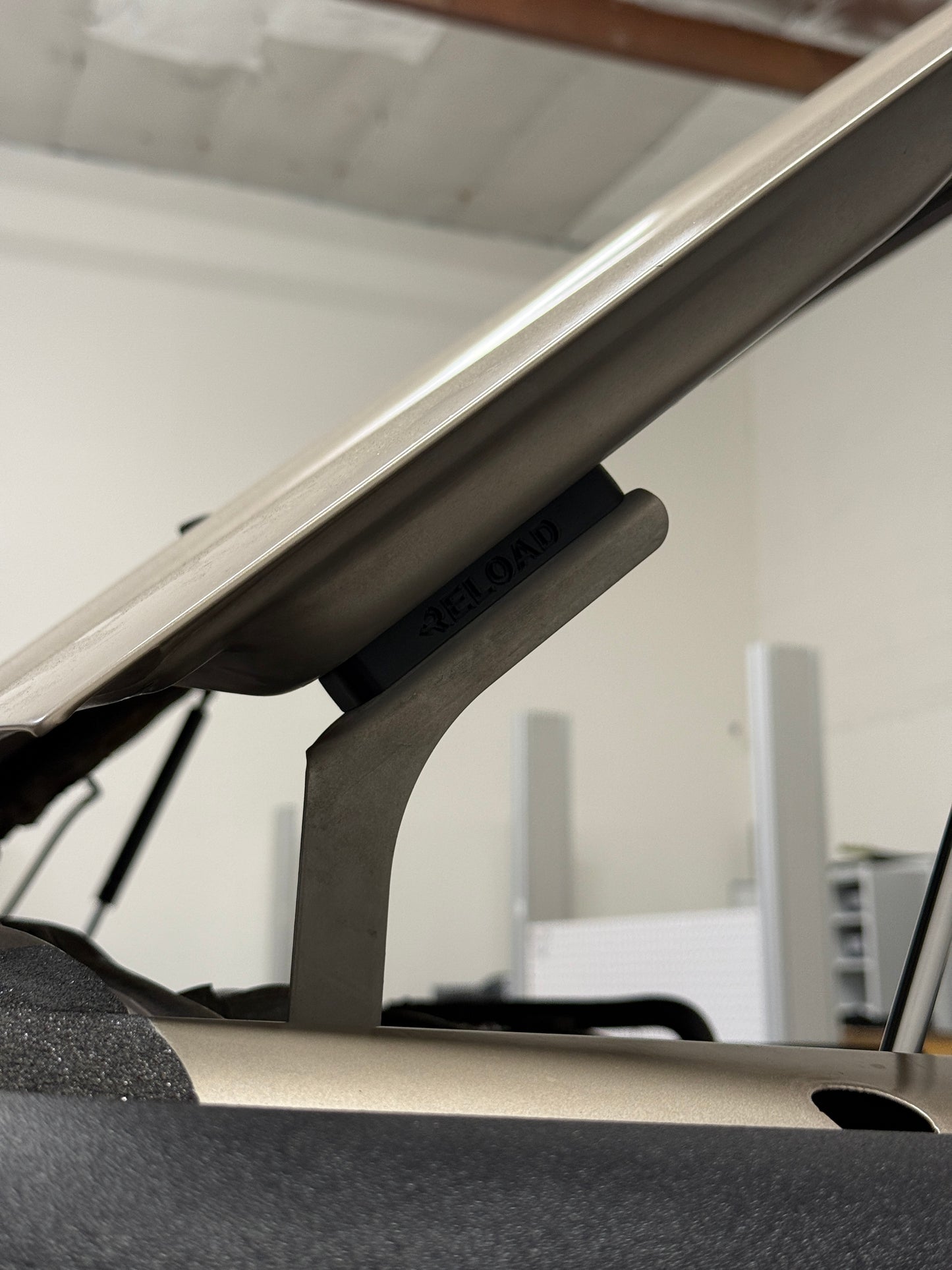 80 Series Hood Riser Kits