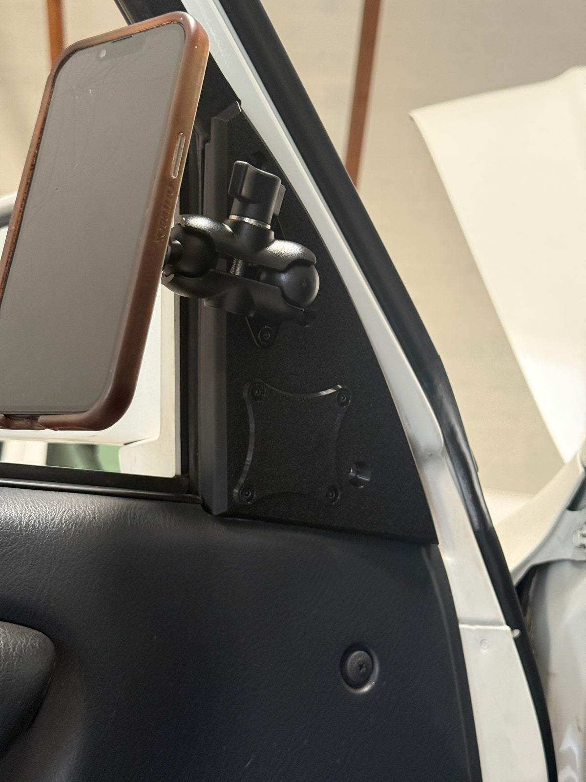 1st Gen CRV Phone & Accessory Door Panel Mount