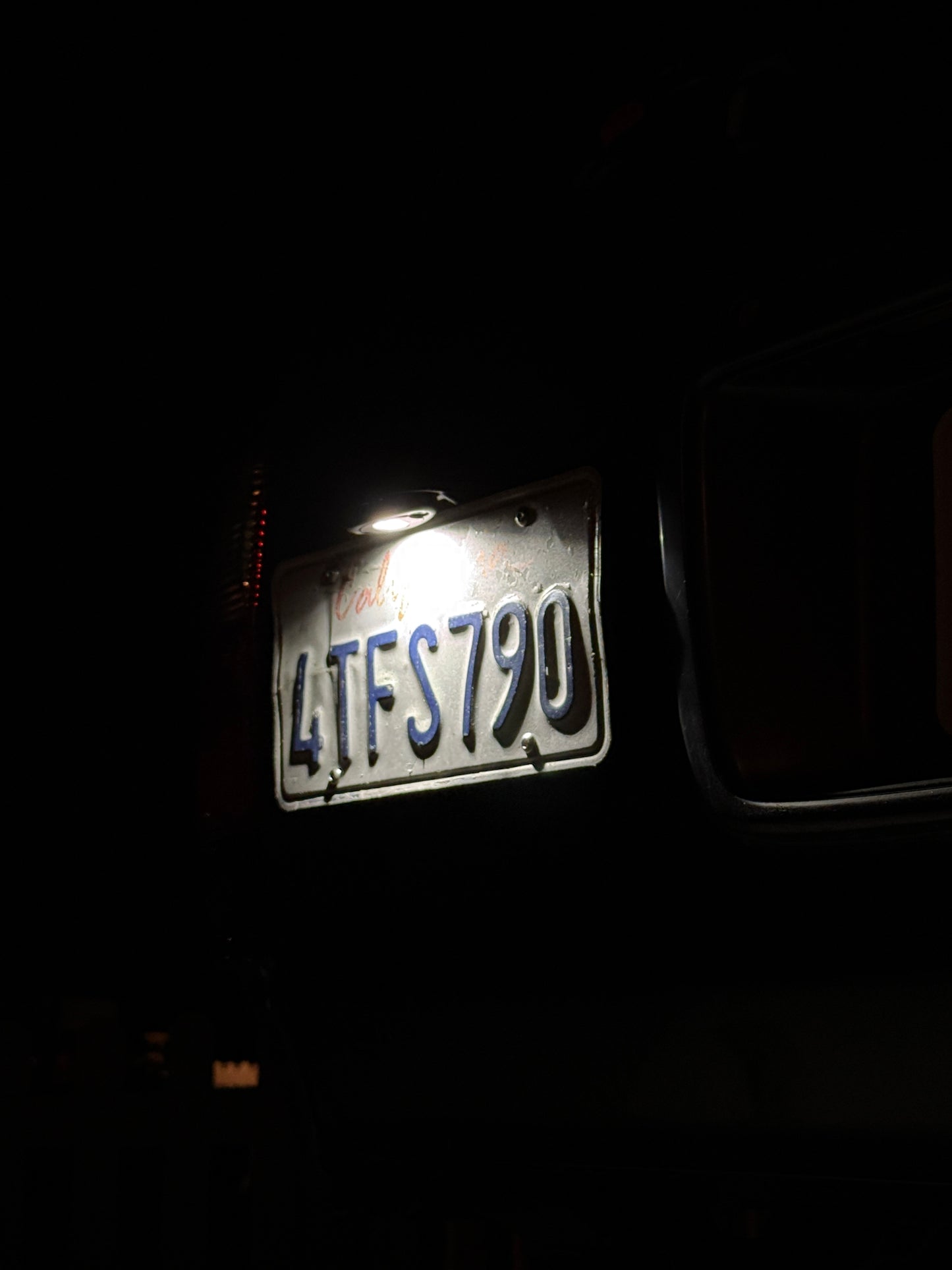 Magnetic License Plate Mount