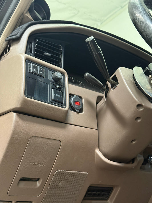 80 Series Land Cruiser Front Power Panel | OEM Upgrade