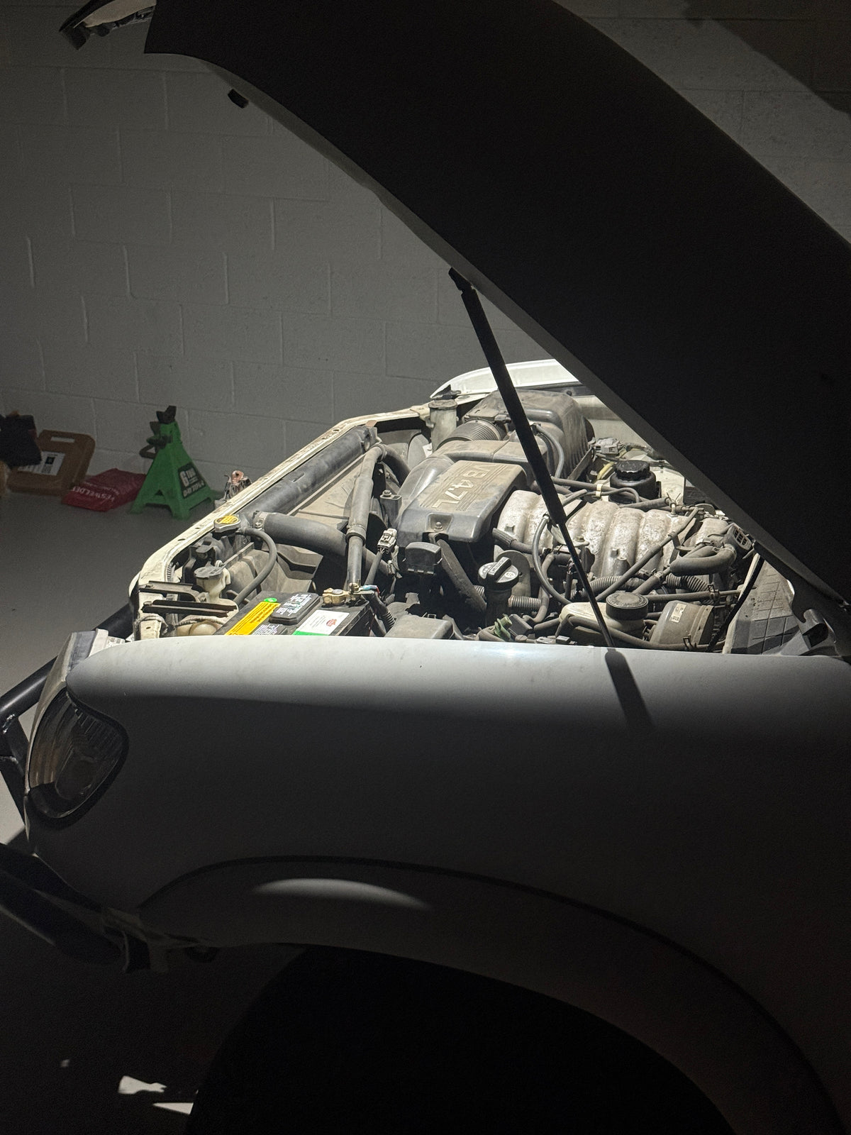 1st gen Tundra Hood Light Kit