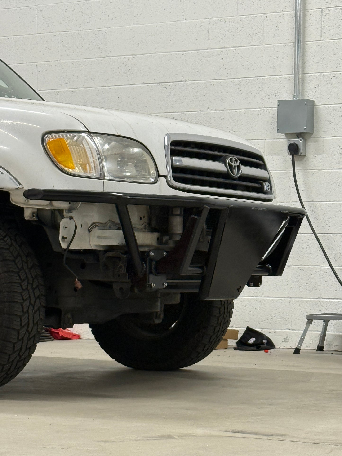 1st Gen Toyota Tundra Front Bumper Kit | Aftermarket Upgrade
