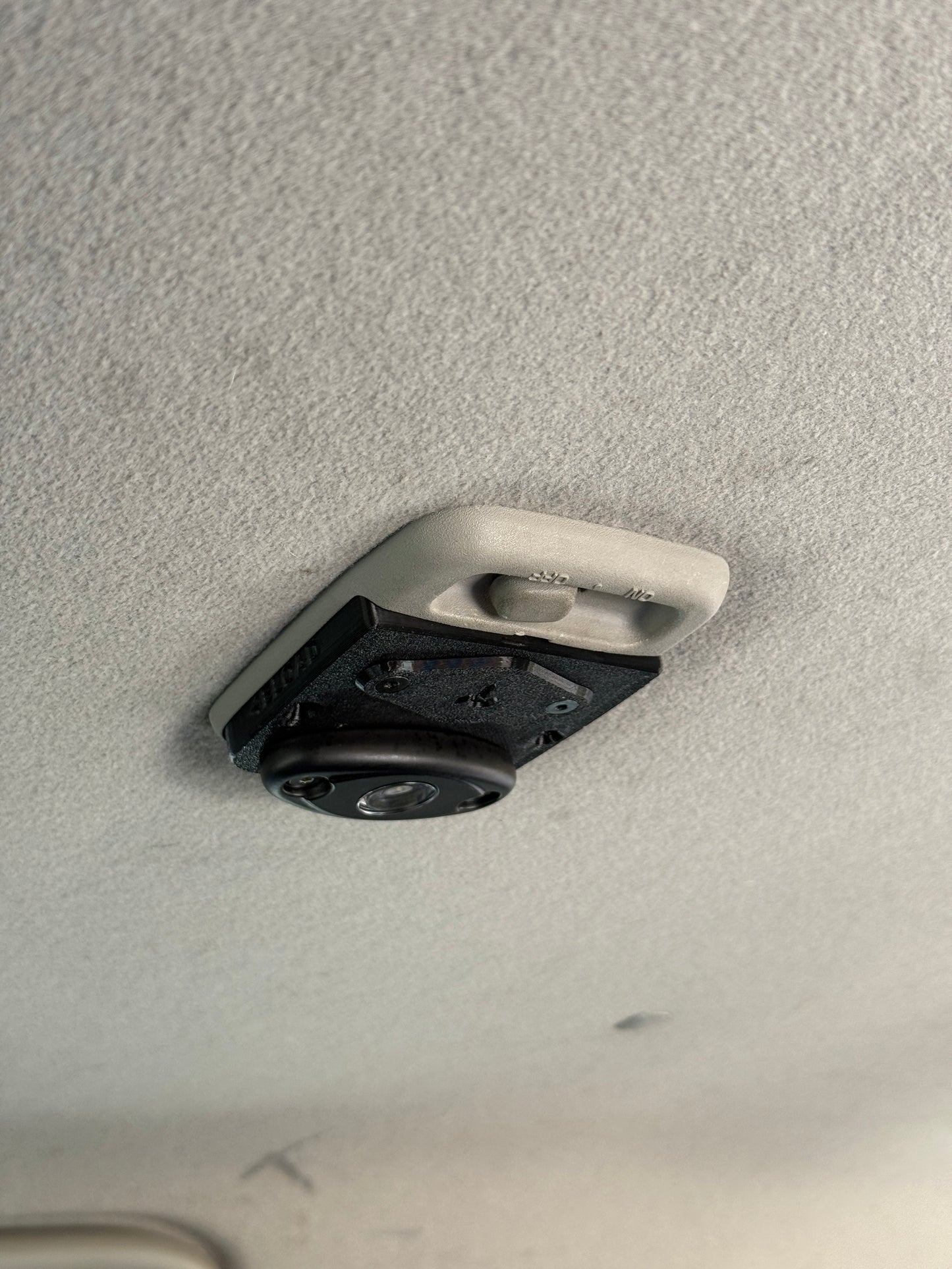 2nd Gen Nissan Xterra Center Dome Light | OEM Upgrade