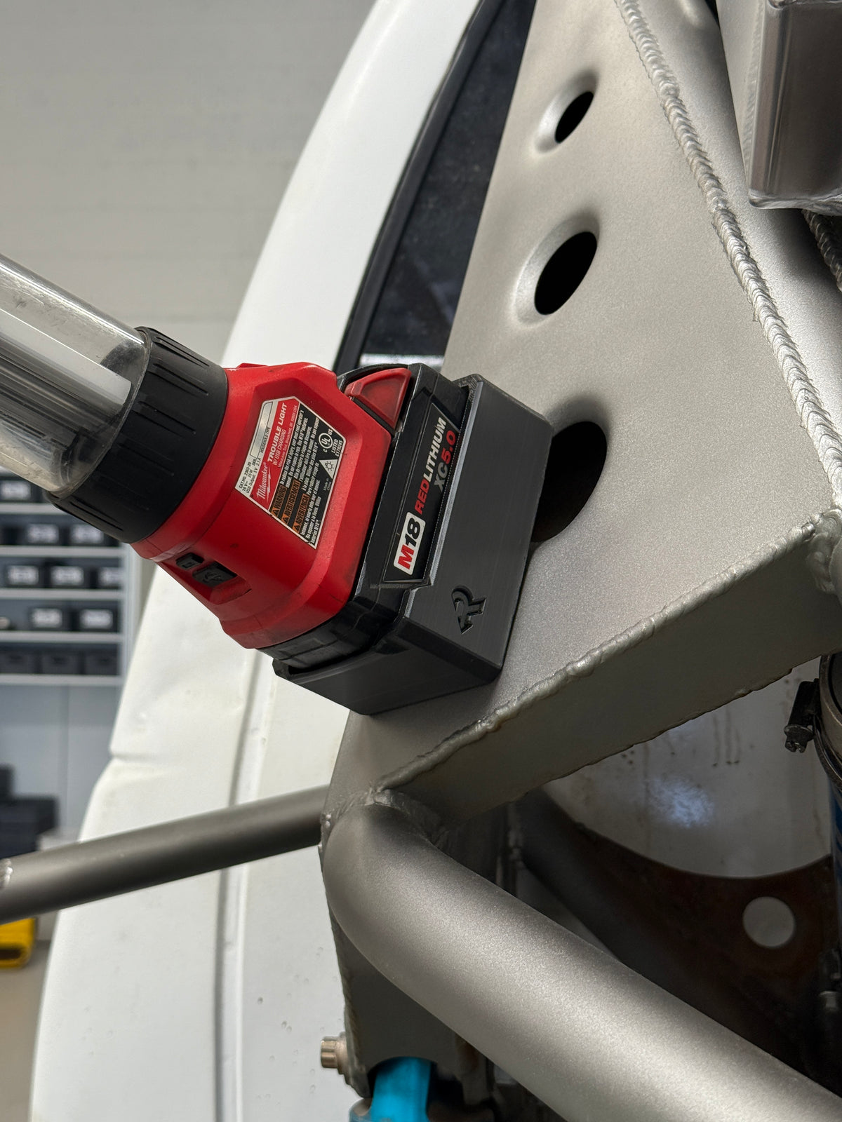 M18 Magnetic Battery Boot