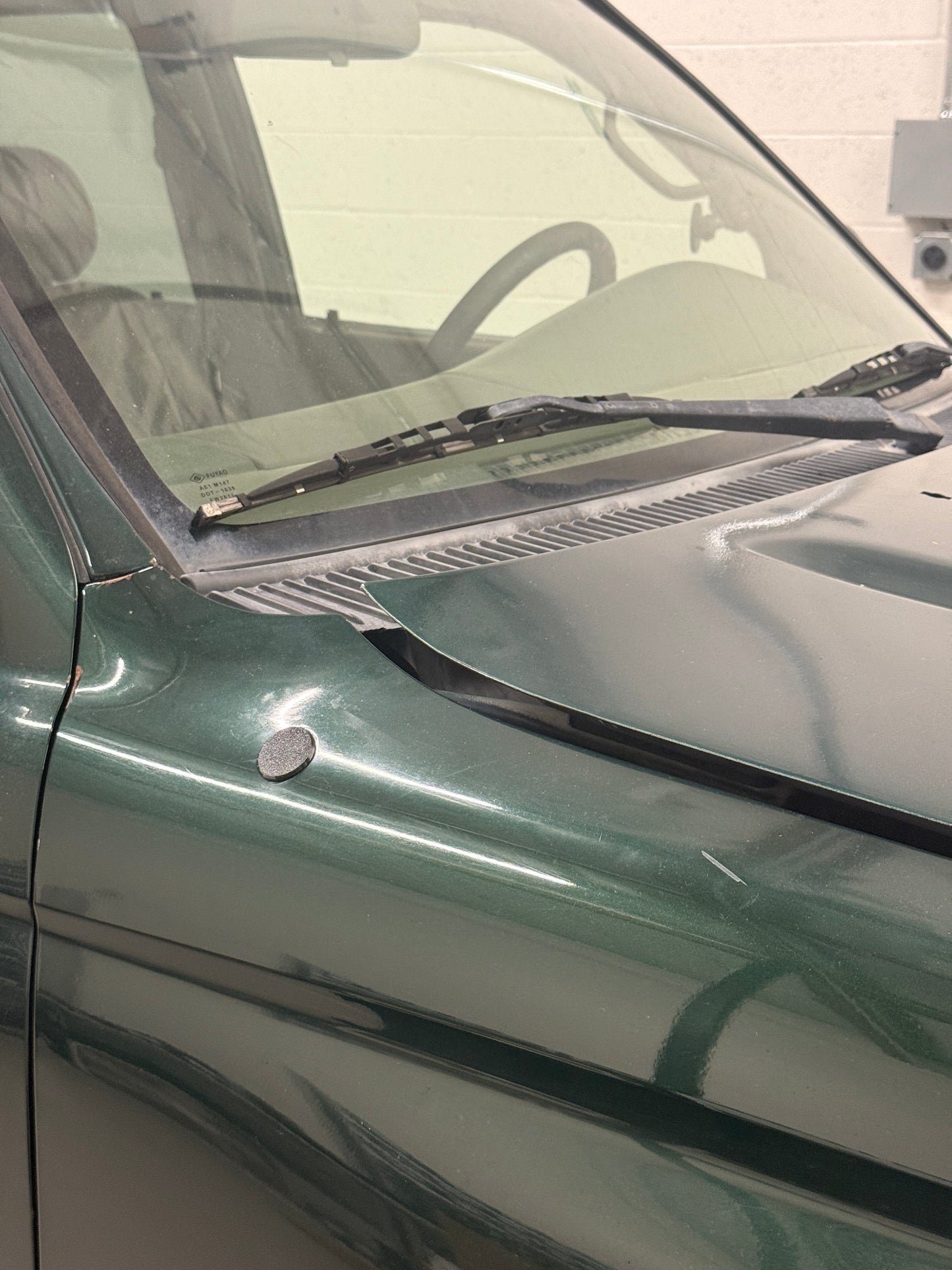 3rd gen 4runner Hood Riser Kit