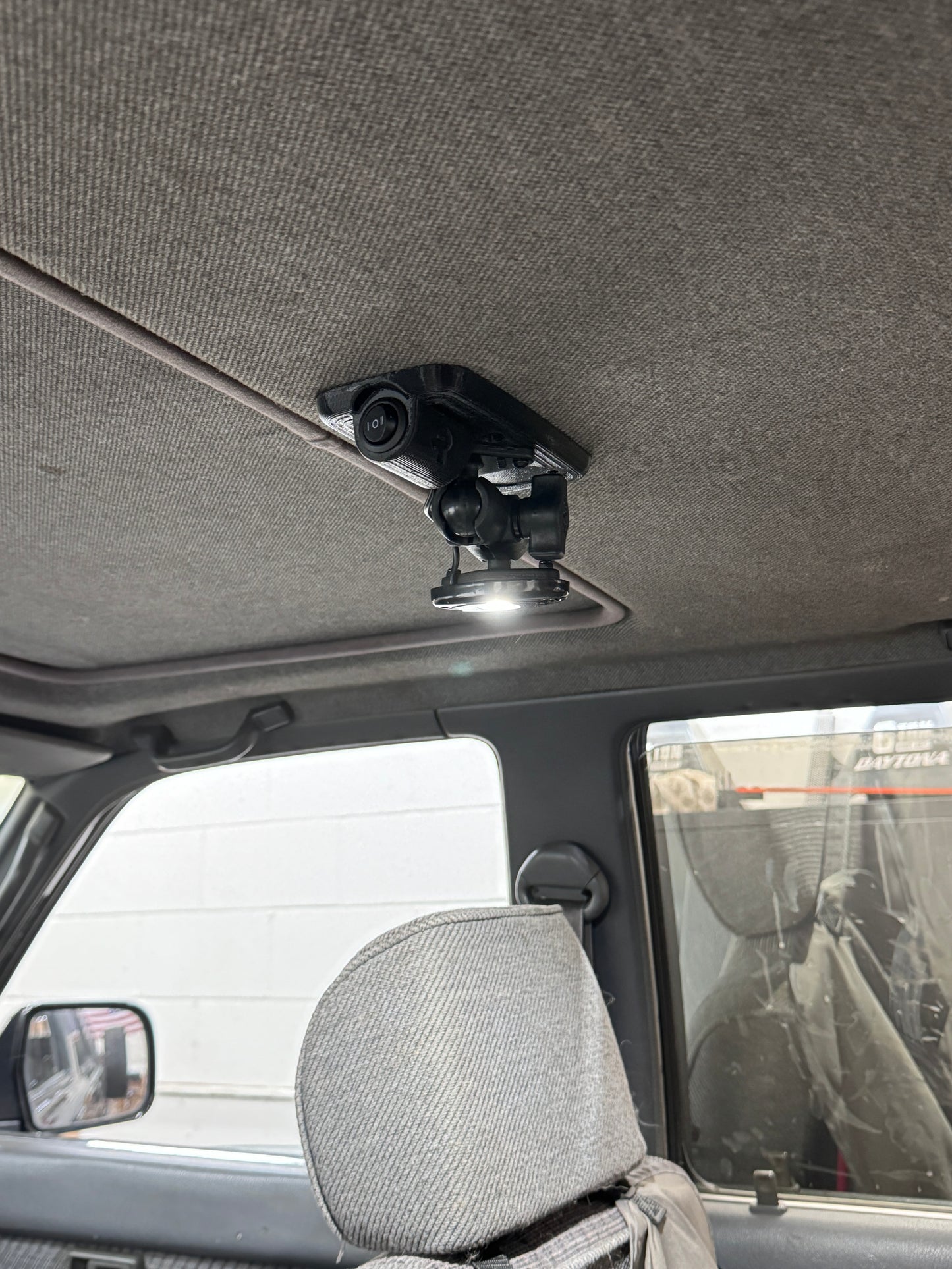 1st gen 4runner Center Dome Light Upgrade