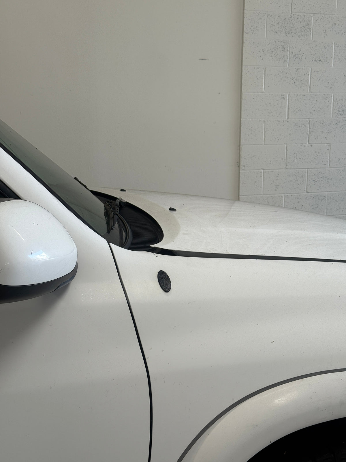 1st gen Tundra Hood Riser Kit