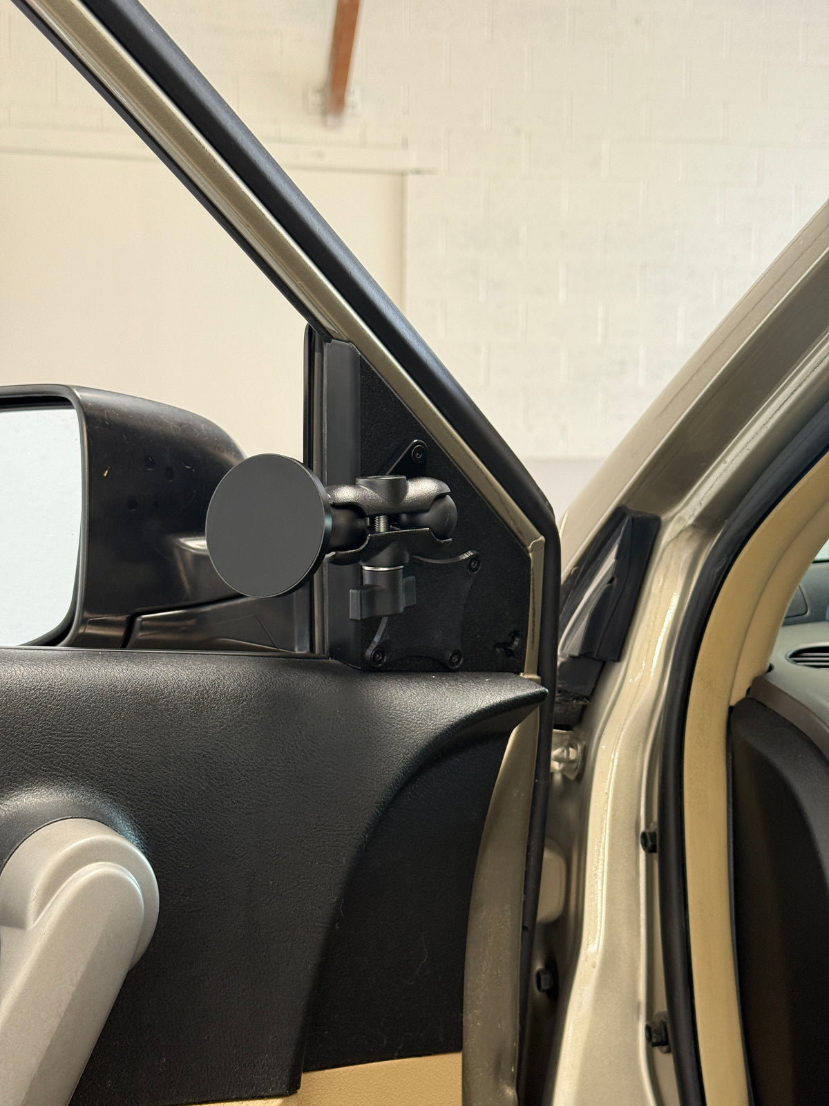 3rd Gen CRV Phone & Accessory Door Panel Mount