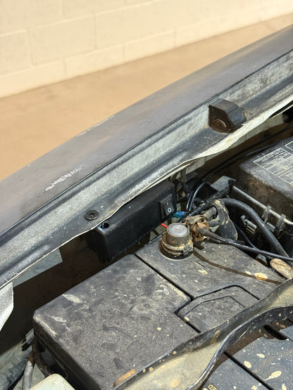 5th gen Toyota Pickup Hood Light Kit
