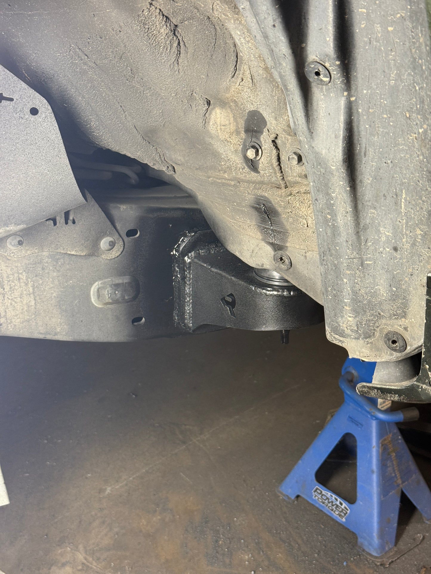 2nd gen Tacoma Cab Mount Relocation