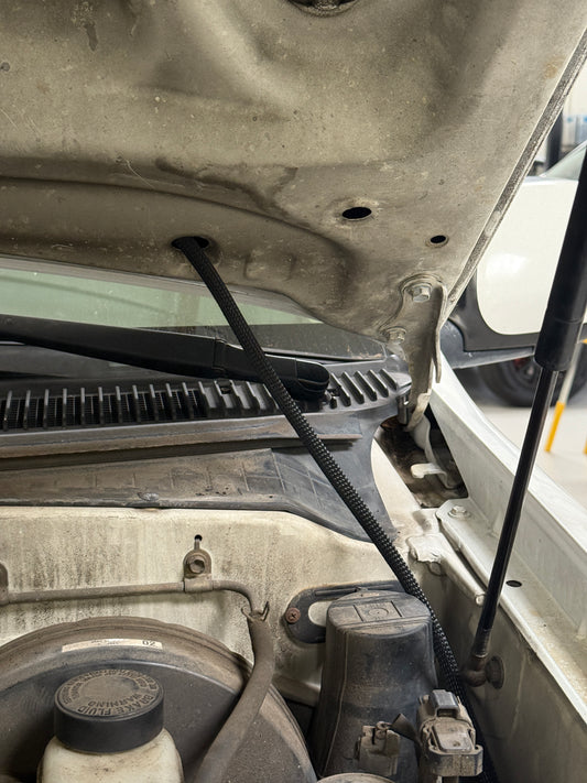 1st gen Tundra Hood Light Kit