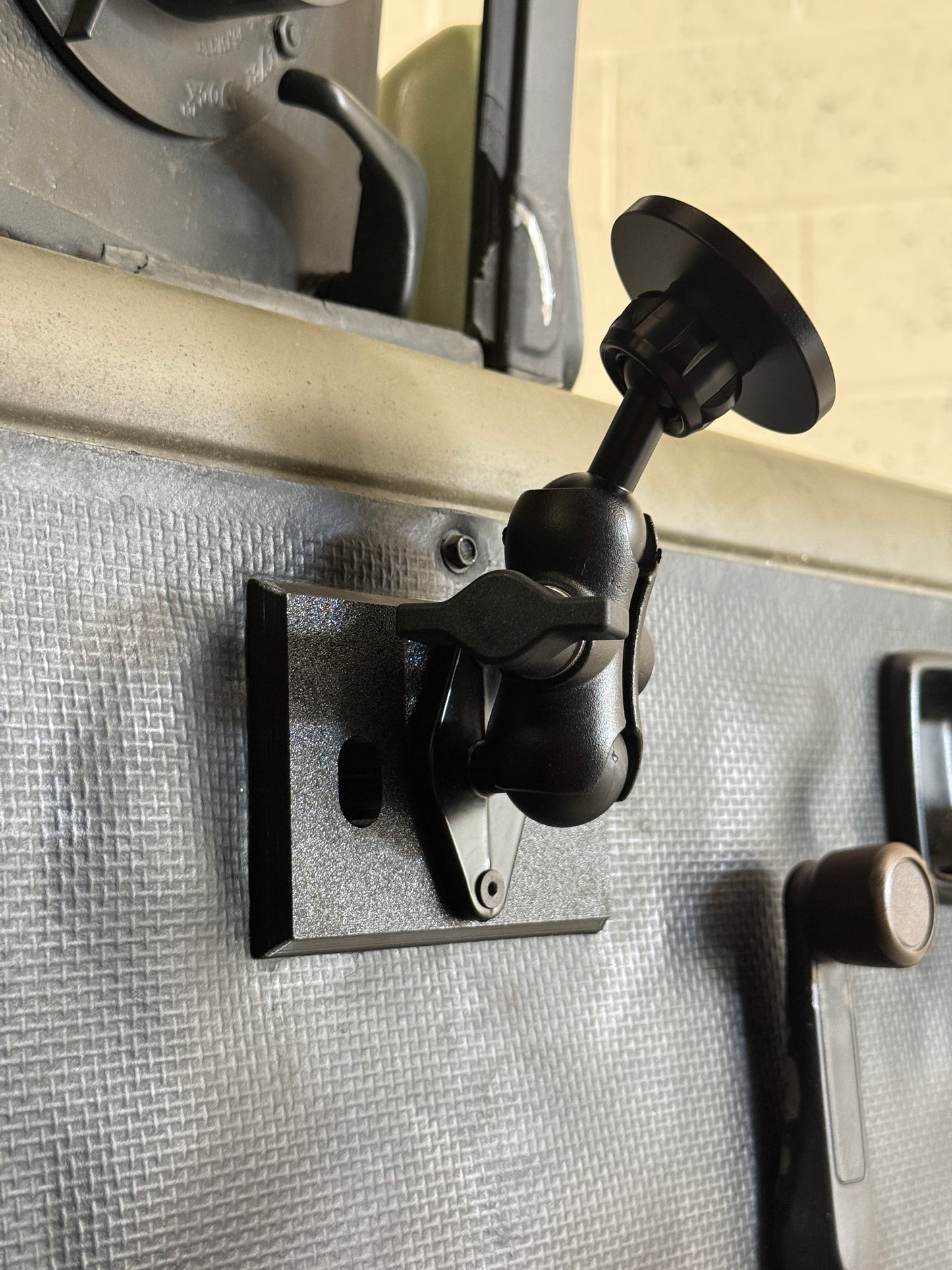 1st gen Isuzu Trooper Door Panel Mount | OEM Upgrade