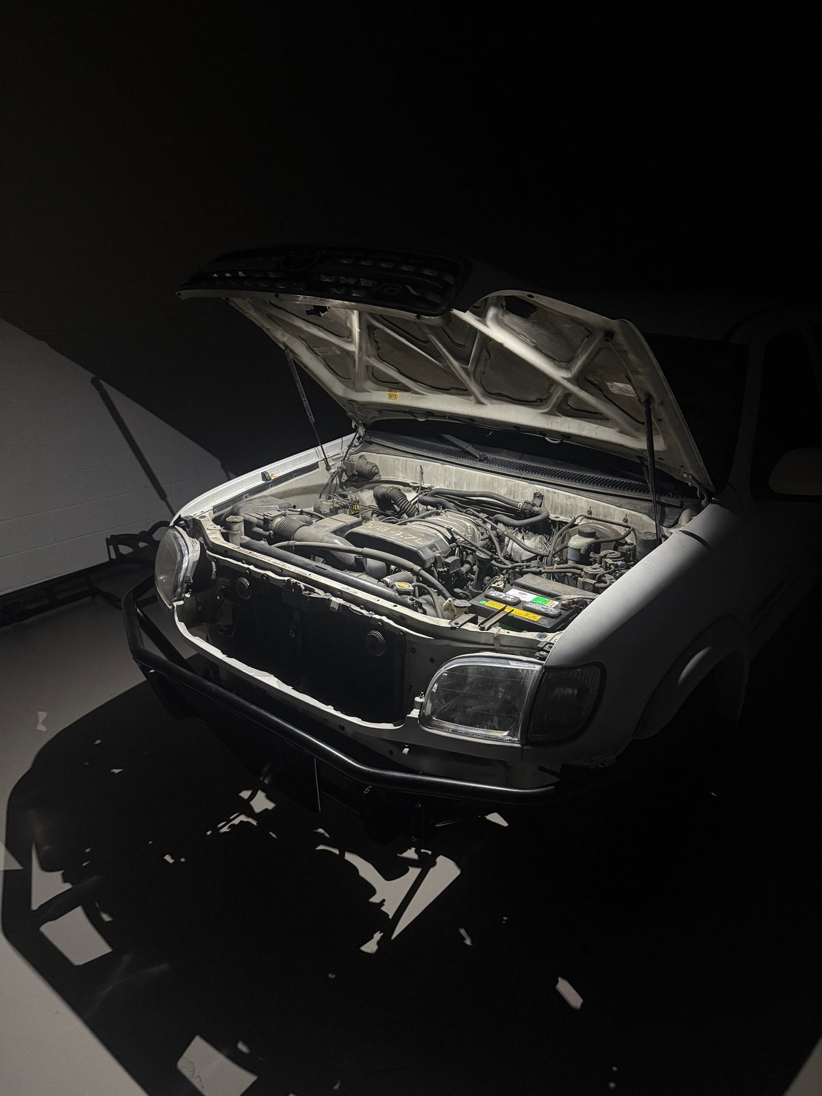 1st gen Tundra Hood Light Kit