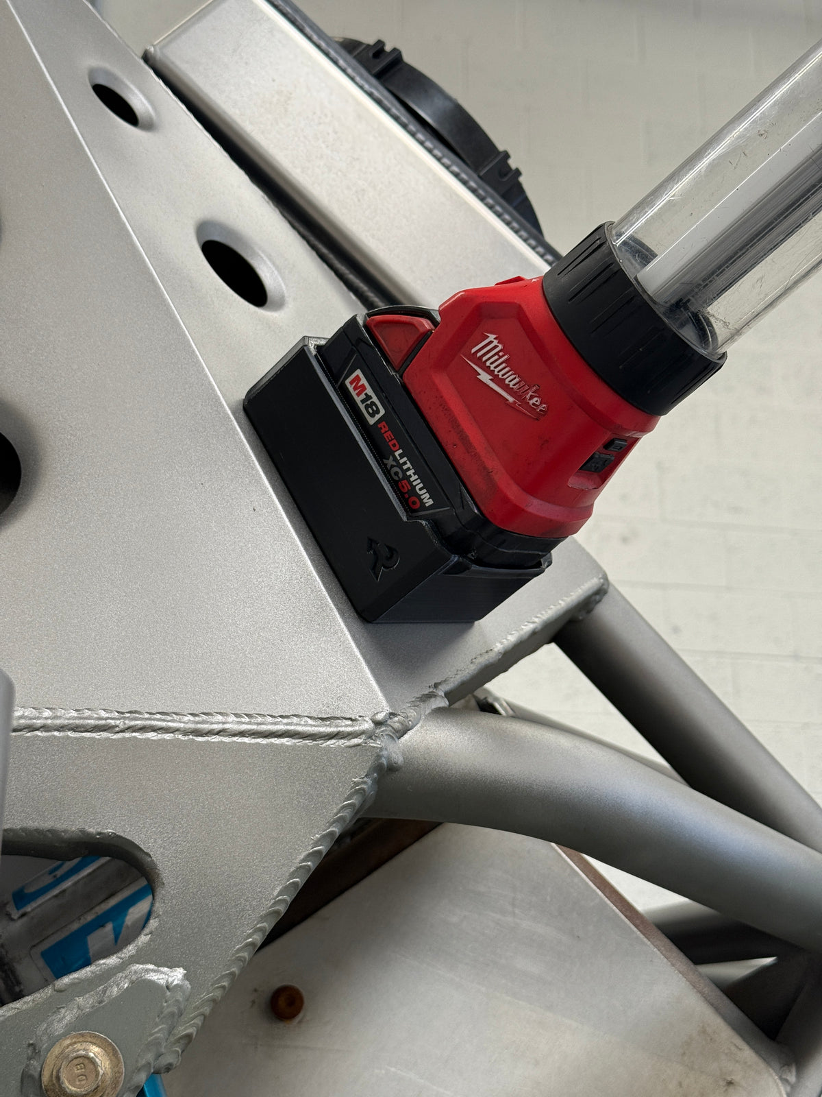 M18 Magnetic Battery Boot