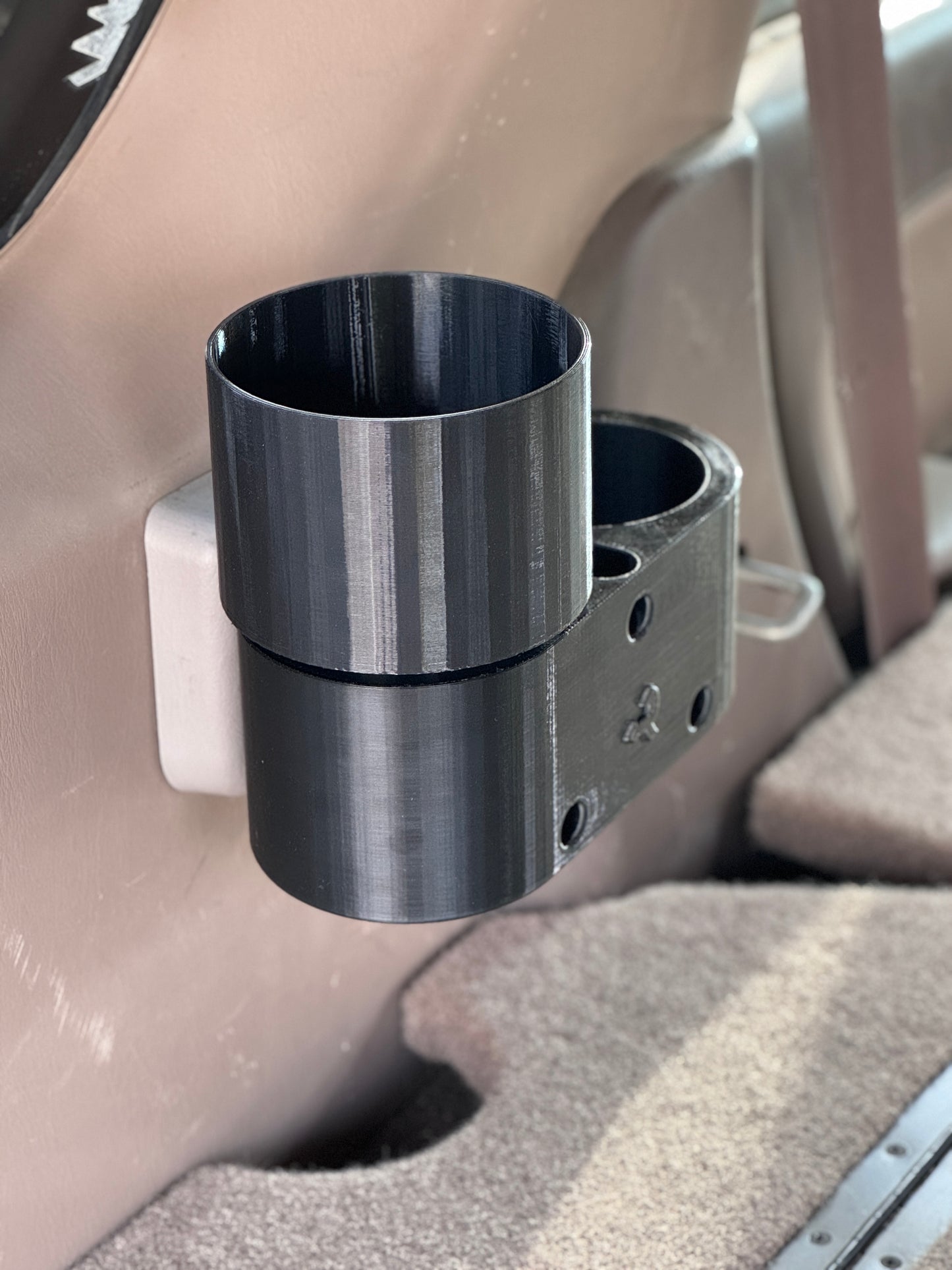 3rd gen 4runner Dual Cargo Cup Holders