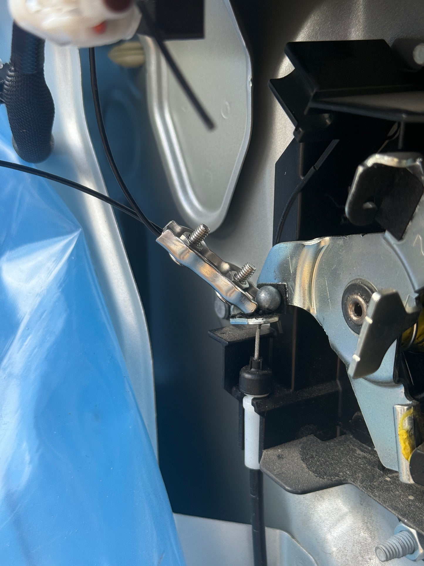 GX 460 Hatch Release Kit