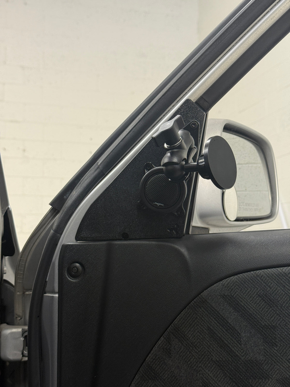 2nd Gen CRV Phone & Accessory Door Panel Mount