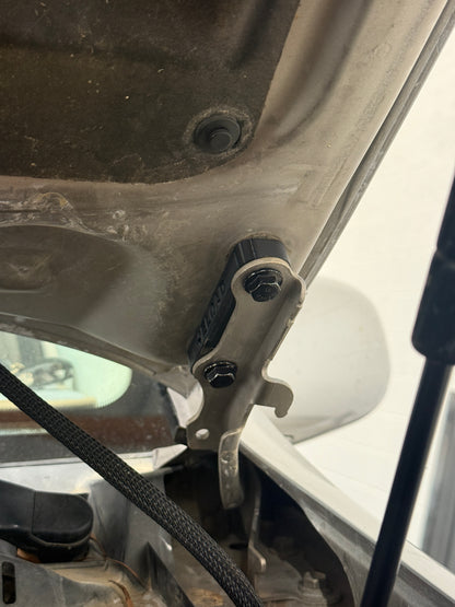 GX 470 Hood Riser Kit