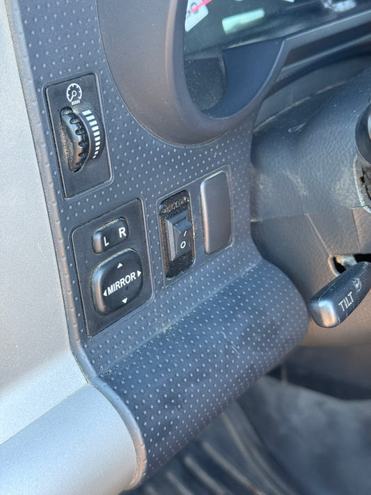 FJ Cruiser Mini Switch Panel
