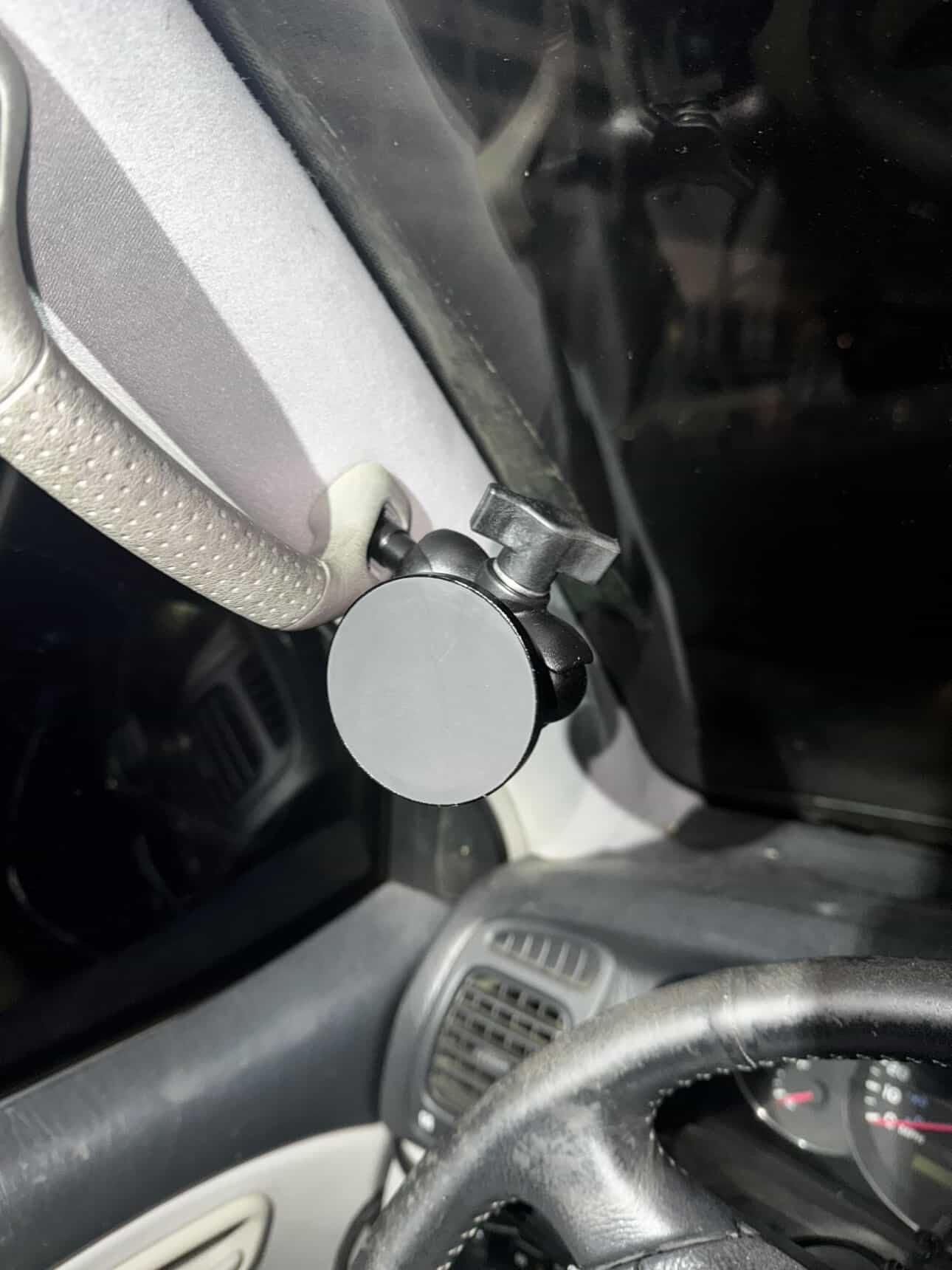 100 Series Land Cruiser A-Pillar Mount | OEM Upgrade