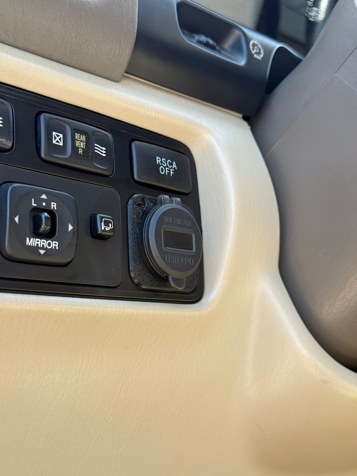 100 Series Land Cruiser Front Power Panel | OEM Upgrade