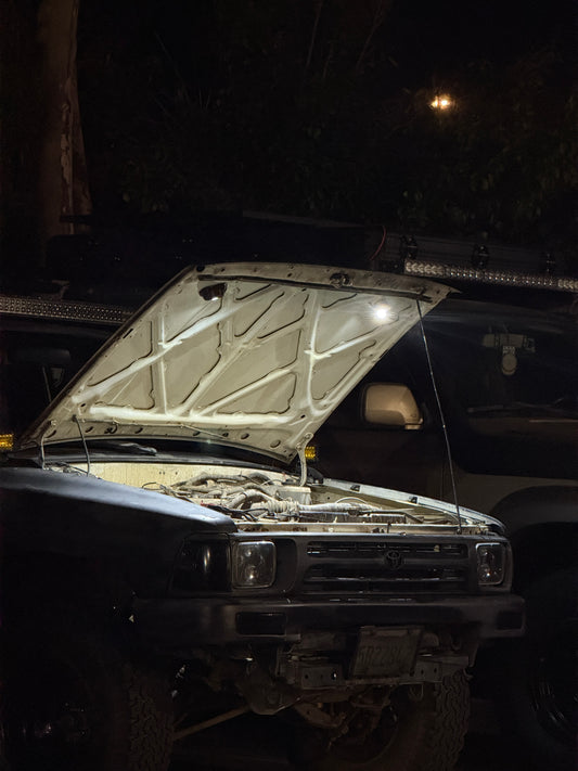 5th gen Toyota Pickup Hood Light Kit